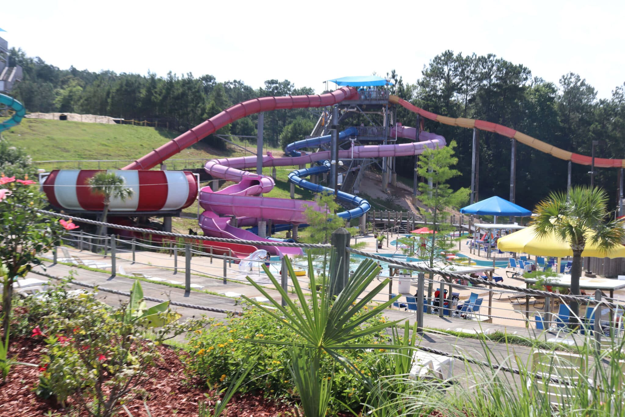 Grand Paradise Water Park, Collins water park
