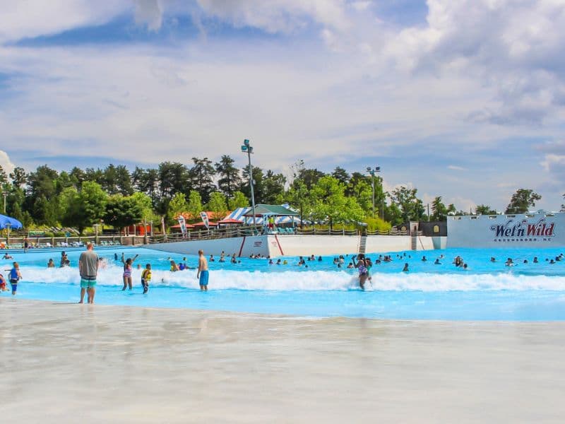 Wet ‘N Wild Emerald Pointe water park